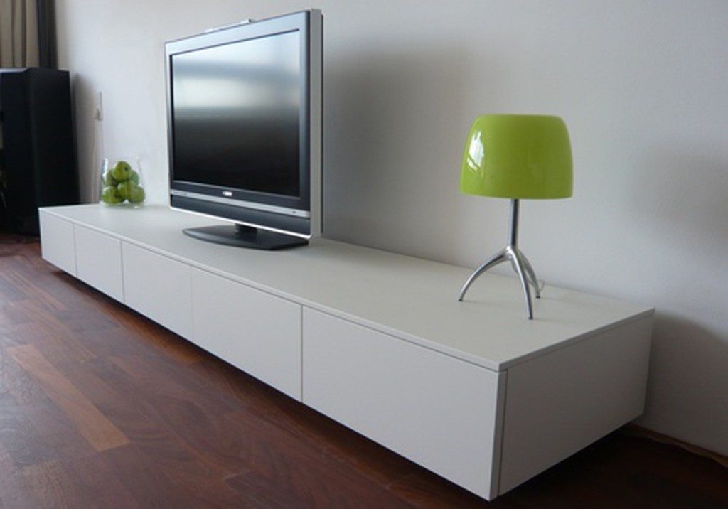 television-lamp-room